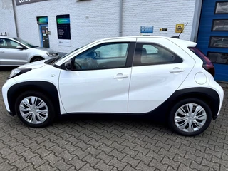 Toyota Aygo Toyota Aygo X 1.0 VVT-I S-CVT PLAY - afbeelding nr 4