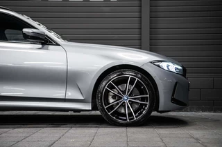 BMW 3 Serie BMW 3-serie 330e xDrive Touring Hybrid | Vol | M Sport | Panodak | H&K | Innovation | 19 inch | - afbeelding nr 8