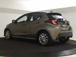 Toyota Yaris Toyota Yaris 1.5 Hybrid Dynamic Limited | Stuur en Stoelverwarming | Apple & - afbeelding nr 2