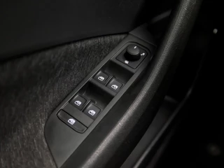 Škoda Scala Automaat (DIGITAL COCKPIT, APPLE CARPLAY, GROOT NAVI, CLIMATE, STOELVERWARMING, SPORTSTOELEN, PARKEERSENSOREN, CRUISE, LED KOPLAMPEN, NIEUWE APK, NIEUWSTAAT) - afbeelding nr 21