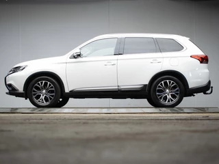 Mitsubishi Outlander Sport 2.0 Connect Pro (APPLE CARPLAY,NAVI,CAMERA,360 VIEW,STOEL/STUUR VERWARMING,CLIMATE,CRUISE,LM VELGEN)