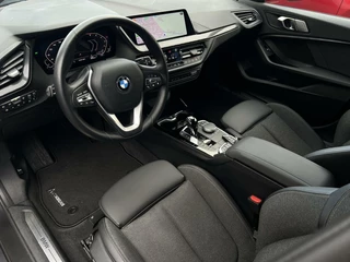 BMW 1 Serie BMW 1-serie 120i Shadow line 178 pk | Stoelverwarming | Carplay | - afbeelding nr 5