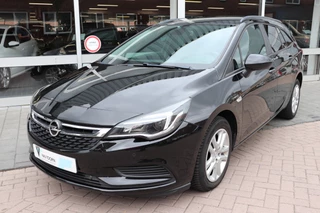 Opel Astra Opel Astra Sports Tourer 1.4 Online Edition 150pk. Navigatie, trekhaak. - afbeelding nr 2