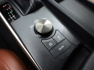 Lexus IS Lexus IS 300h 25th Edition | Vol Leder | Stoelverwarming | Parkeersensor - afbeelding nr 27