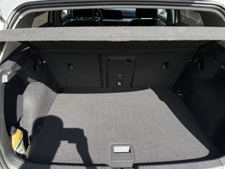 Volkswagen Golf Volkswagen Golf 1.0 TSI Life // LED koplampen // trekhaak // - afbeelding nr 13