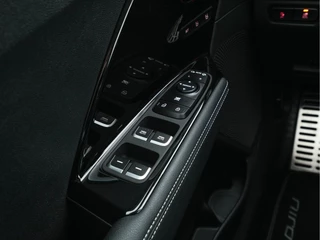 Kia e-Niro (INCL-BTW) Aut. *FULL-LEATHER | NAVI-FULLMAP | DAB | ADAPT.CRUISE | BLINDSPOT | CAMERA | HEATED/COOLED-COMFORTSEATS | KEYLESS | JBL-SOUND | MEMORY-PACK | DIGI-COCKPIT | SHIFT-PADDLES | ... - afbeelding nr 21