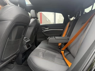 Audi e-tron Audi E-tron Sportback Pano 55 quattro 408PK | 3x S-Line | Virtual Mirrors | Matrix LED | 21