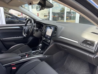 Renault Megane E-Tech Renault Megane E-Tech Estate 1.6 Plug-In Hybrid 160 R.S. Line | Stuur en Stoel Verwarming | Parkeer Assist | Head Up Display - afbeelding nr 31