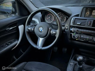 BMW 1 Serie BMW 1-serie 116i M Stoelverwarming 5drs zwart 12-2016 - afbeelding nr 4