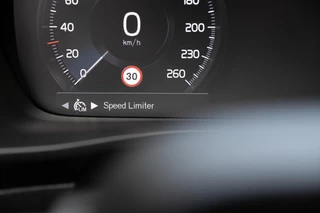 Volvo XC40 Volvo XC40 T4 Plug-in hybrid Plus Dark | 360 camera | Elek.trekhaak - afbeelding nr 19