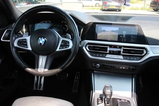 BMW 3 Serie BMW 3 Serie Touring 320i High Executive M Pakket | Pano | Laser | Leder - afbeelding nr 20