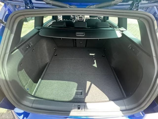 Volkswagen Golf Volkswagen Golf 2.0 TSI R 4M - afbeelding nr 12