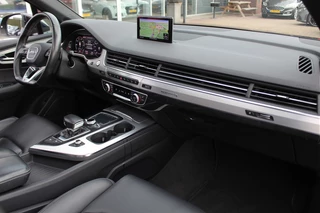 Audi Q7 Audi Q7 3.0 TDI e-tron quattro Sport / Trekhaak / Panoramadak / Camera / 21'' / Luchtvering / Leder / Bose / Getint glas / Stoelverwarming / DAB / Cruise Control - afbeelding nr 9