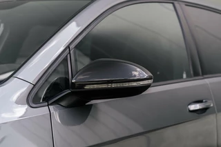 Volkswagen Golf Volkswagen Golf 2.0 TSI 4Motion R Performance Pano Akra DCC - afbeelding nr 10