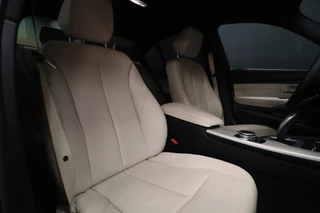 BMW 3 Serie BMW 3 Serie 330e Centennial High Executive Sport Line [M-STUUR, STOELVERWARMING, PDC V+A, LEDEREN STOELEN, BLUETOOTH, CRUISECONTROL, CLIMATE CONTROL, NIEUWSTAAT] - afbeelding nr 7