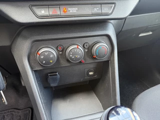 Dacia Sandero Dacia Sandero 1.0 TCe 90 Essential | Camera | Led | Carplay/Android | Sens ach - afbeelding nr 22