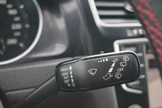 Volkswagen Golf Volkswagen Golf GTI 2.0 TSI 230pk PERFORMANCE Panodak/Dynaudio/Camera/Trekhaak afnb - afbeelding nr 39
