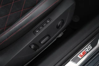 Škoda Octavia Skoda Octavia 1.4 TSI RS PHEV | Head-Up | Leder/Alcantara |  Stoel & stuurverwarming | Carplay | Sfeerverlichting | Massage | Memory | Adaptive cruise - afbeelding nr 37