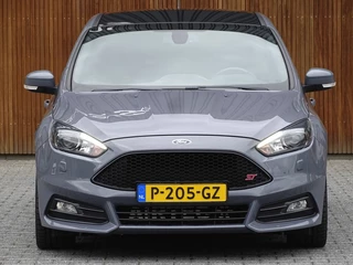 Ford Focus Ford Focus ST MK3 2.0T 289PK / Recaro / Milltek / Airtac / LED - afbeelding nr 10