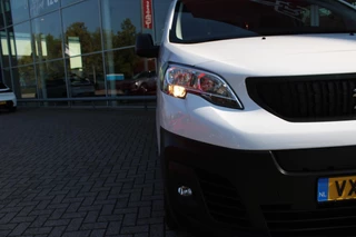 Peugeot e-Expert Peugeot e-Expert LONG (L3) 136PK 75 kWh 3-FASE | SCHUIFDEUREN LINKS EN RECHTS | NAVIGATIE 10