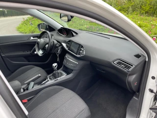 Peugeot 308 Peugeot 308 SW 1.2 PureTech Blue Lease Executive Panoramdak Navi Led-xenon Pdc - afbeelding nr 12