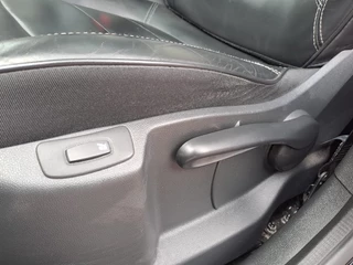 Renault Captur Renault Captur 1.2 TCe Initiale Paris | Automaat | Trekhaak | Stoelverwarming | Twotone | Leder | - afbeelding nr 29