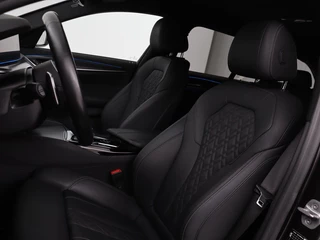 BMW 5 Serie BMW 5-serie 530e xDrive M Sport | Leder |  Stoel & stuurverwarming | Sfeerverlichting | Adaptief LED | Carplay | Camera | Live cockpit | Navigatie - afbeelding nr 5