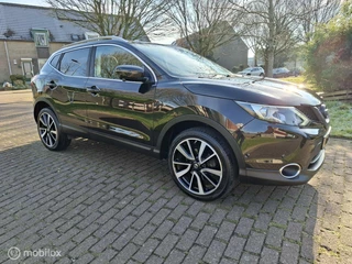 Nissan QASHQAI Nissan Qashqai Dig-T 1.2 Tekna 17