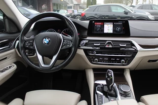 BMW 6 Serie BMW 6 Serie Gran Turismo 630i High Exe. Edition 68.661 km! / Panoramadak / 360Camera / Head-up / Luchtvering / 20'' / Luxe Leder / Safety Pack / Luxury Line / Navigatie / Stoelverwarming - afbeelding nr 9