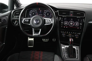Volkswagen Golf Volkswagen GOLF 2.0 TSI GTI TCR (AKRAPOVIC, PANORAMADAK, CAMERA, STOELVERWARMING, CRUISE CONTROL, DEALER ONDERHOUDEN) - afbeelding nr 4