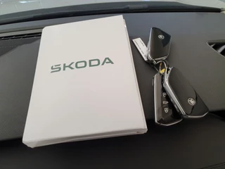 Škoda Octavia Škoda Octavia Combi 1.4 TSI 204pk DSG/AUT iV PHEV Business Edition Wegklapbare trekhaak, Camera - afbeelding nr 23