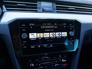 Volkswagen Passat Volkswagen Passat Variant 1.4 TSI 218pk PHEV GTE Business | Full LED | Carplay | Camera | Trekhaak - afbeelding nr 41