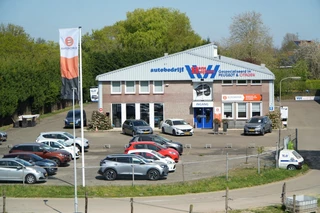Peugeot 208 Peugeot 208 ALLURE 1.2-100PK - CLIMATE CONTROLE - PARKEERCAMERA - STOELVERWA - afbeelding nr 34