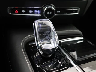 Volvo S60 Volvo S60 T6 PLUG-IN HYBRID LONG RANGE PLUS DARK SCHUIFDAK HARMAN KARDON 3 - afbeelding nr 31