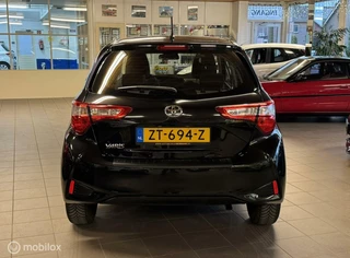 Toyota Yaris Toyota Yaris 1.5 VVT-i Active, Grootbeeld Navigatie, Cruise - afbeelding nr 7