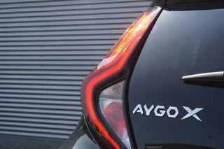 Toyota Aygo Toyota Aygo X 72PK Pulse AUTOMAAT CARPLAY | STOELVERW. | CAMERA | ADAPTIVE! - afbeelding nr 44