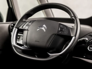 Citroën Grand C4 Spacetourer Citroën Grand C4 Spacetourer 1.2 PureTech Sport 7 Persoons (APPLE CARPLAY, GROOT NAVI, GETINT GLAS, SPORTSTOELEN, PARKEERSENSOREN, CRUISE, DAB+, NIEUWE APK, NIEUWSTAAT) - afbeelding nr 18