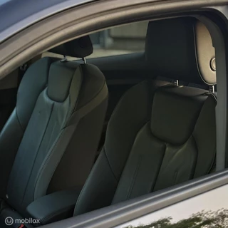 Audi A1 Sportback Audi A1 Sportback 30 TFSI S Line edition one |LED | LEER | - afbeelding nr 4