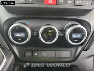 Iveco Daily Iveco Daily 35C18 180PK Automaat Dubbellucht L2H2 ACC Navi Camera 12m3 Airco - afbeelding nr 15