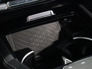 Mercedes-Benz GLE Mercedes-Benz GLE 350 e 4MATIC AMG [APPLE CARPLAY, AIRMATIC, CAMERA + TOP VIEUW, ADAPTIVE CRUISE CONTROL, DIGITAL DASH, SFEERVERLICHTING, STOELVERWARMING, ELEKTRISCHE STOELEN, FLIPPERS, TREKHAAK, NAVIGATIE, NIEUWSTAAT] - afbeelding nr 30