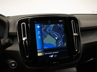 Volvo XC40 Volvo XC40 1.5 T5 Twin Sport (APPLE CARPLAY,NAVI,CAMERA,LED,XENON,STOELVERWARMING,TREKHAAK,GETINT,CRUISE,CLIMATE,NETTESTAAT) - afbeelding nr 16