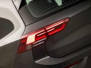 Volkswagen Golf Volkswagen Golf 1.0 TSI Sport (APPLE CARPLAY, CLIMATE, LED KOPLAMPEN, SPORTSTOELEN, LM VELGEN, LANE ASSIST, NIEUWSTAAT) - afbeelding nr 25