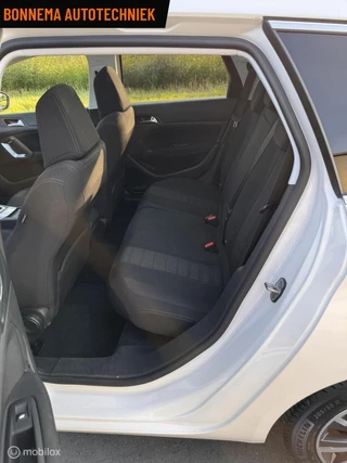 Peugeot 308 Peugeot 308 SW 1.2 PureTech Allure - afbeelding nr 18