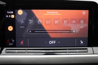 Volkswagen Golf Volkswagen Golf 2.0 TDI Life Business Automaat - Carplay, Digitaal Cockpit - afbeelding nr 21
