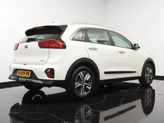 Kia Niro - Navigatie - Camera - Climate control - Cruise control - Trekhaak - Fabrieksgarantie tot 06-2027 - afbeelding nr 9