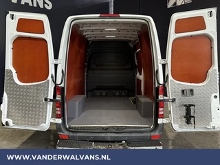 Mercedes-Benz Sprinter Mercedes-Benz Sprinter 316 CDI 163 pk L2H2 Euro6 Airco | 2800kg trekhaak | Navigatie | Cruisecontrol Parkeersensoren - afbeelding nr 3