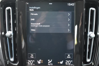 Volvo XC40 Volvo XC40 T4 211pk Recharge Inscription | Park Assist | Trekhaak | Leder | - afbeelding nr 37