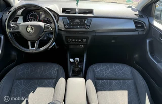 Škoda Fabia Skoda Fabia 1.0 TSI Ambition / BJ 2018 / Navi / N.A.P - afbeelding nr 8