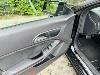 Mercedes-Benz CLA Mercedes CLA-klasse Shooting Brake 200  AMG Pano 19 inch - afbeelding nr 13