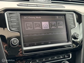 Volkswagen Passat Volkswagen Passat 1.4 TSI GTE Highline|Pano 360° Camera Dyna - afbeelding nr 28